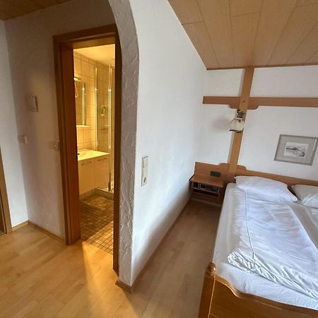 Hoehengasthaus Haldenhof Uberlingen Buitenkant foto